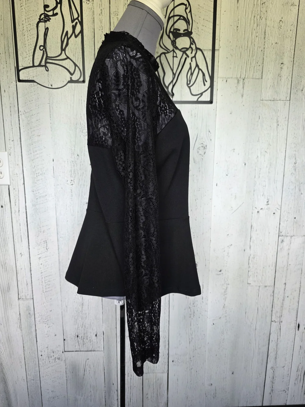 Revamped Black Lace Peplum Top Mock Neck Sweetheart Blouse Est. XL - Picture 2 of 11